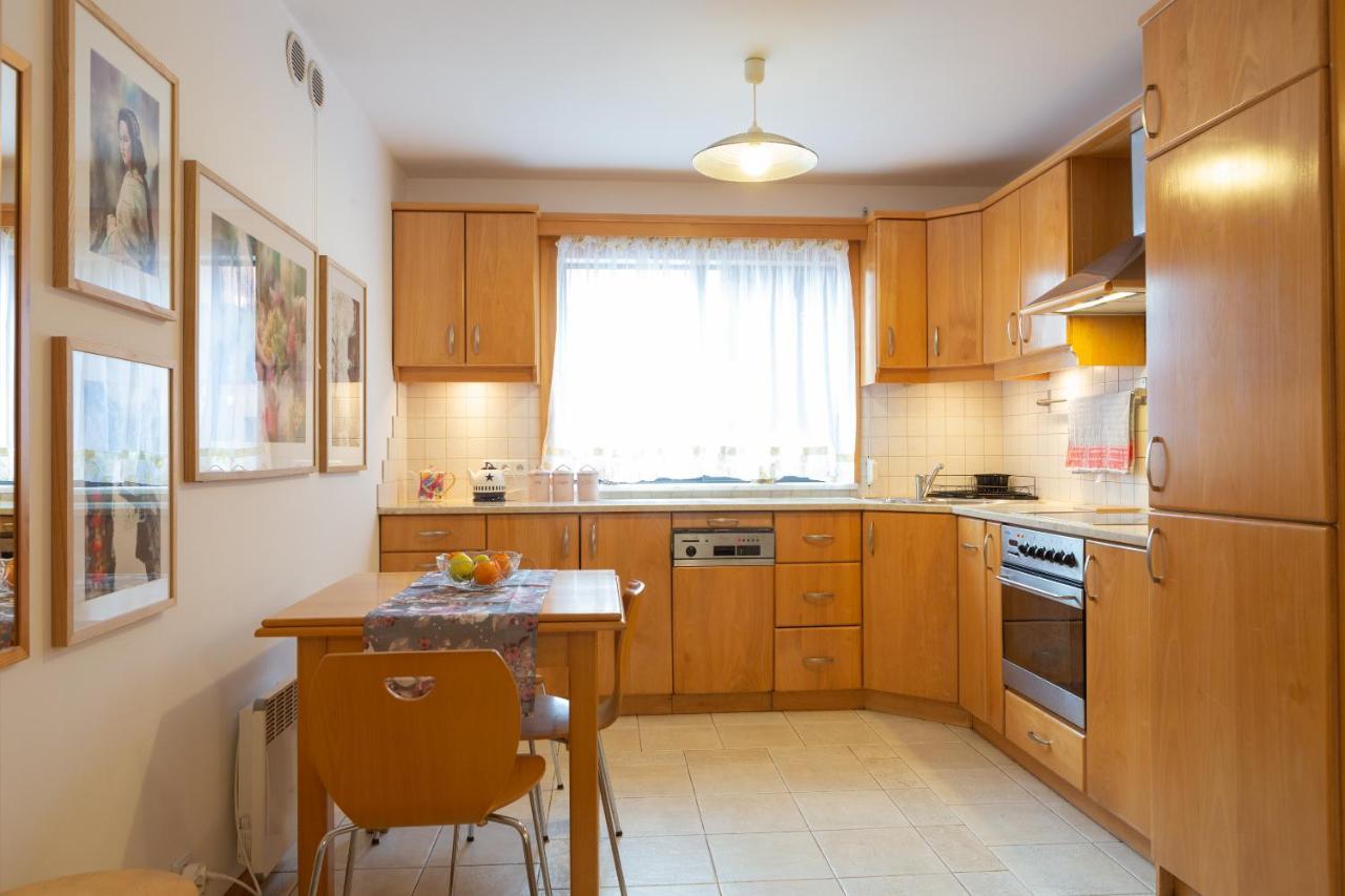 Monicasa Szczesliwice Apartment *